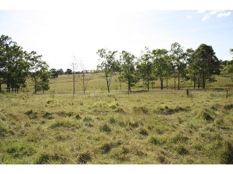 Theebine QLD 4570