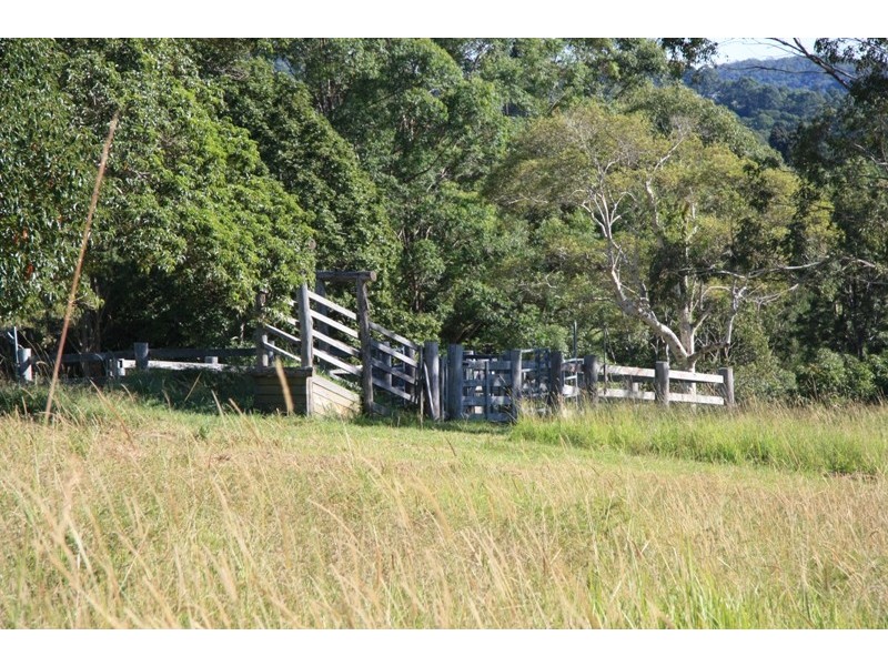 33 Sister Tree Creek Road, Kin Kin QLD 4571