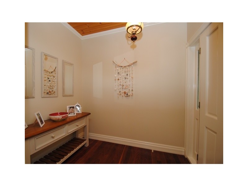 41 Figtree Road, Chatsworth QLD 4570