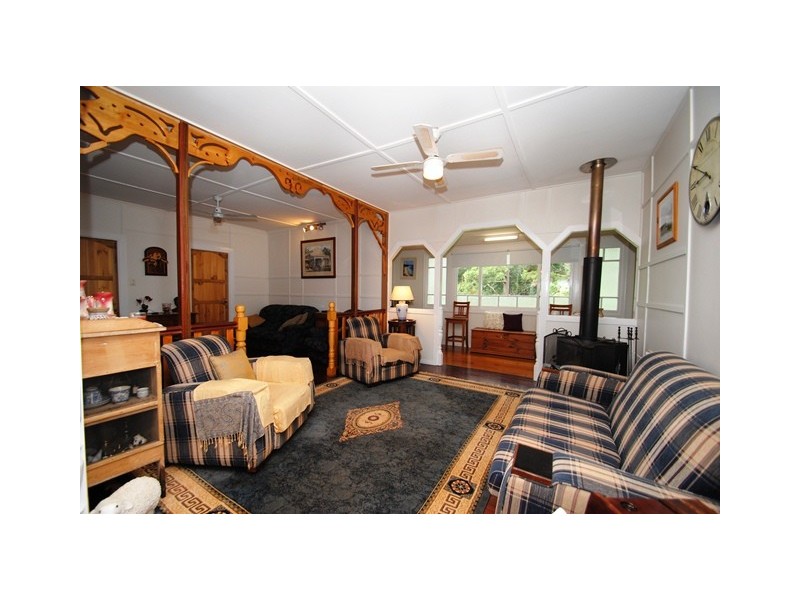 86 Red Gully road, Amamoor QLD 4570