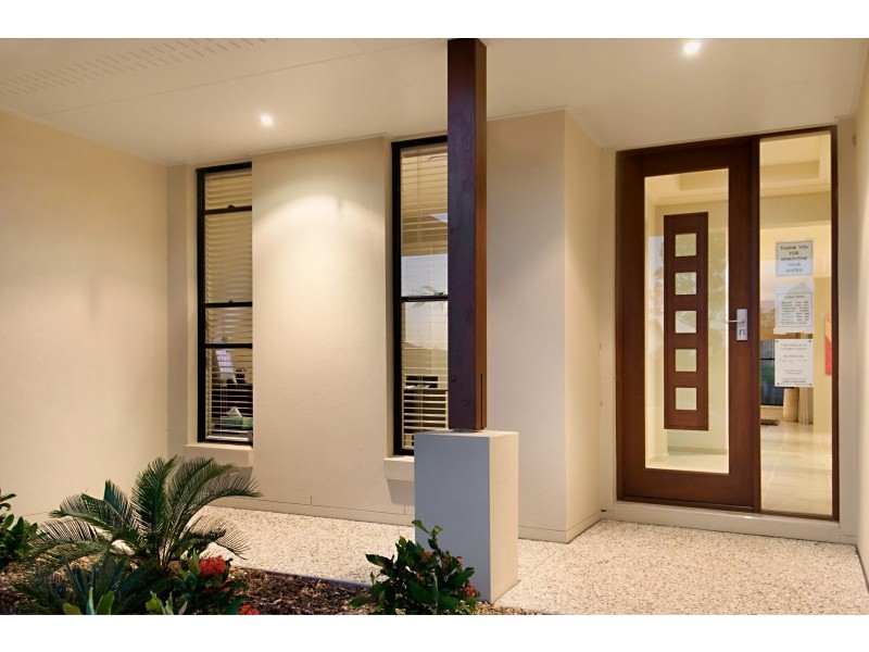 20 Woodland Drive, Southside QLD 4570