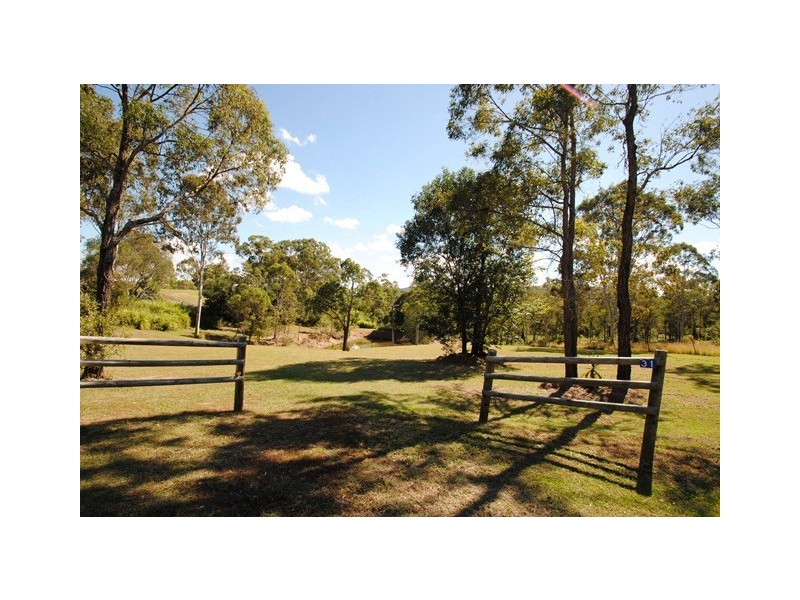 31 Rammutt Rd, Chatsworth QLD 4570