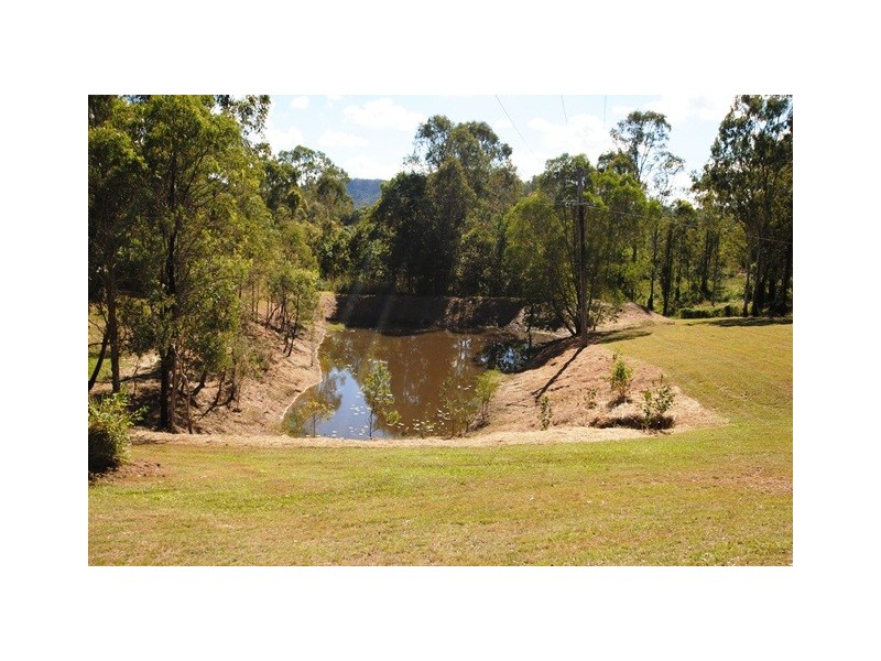 31 Rammutt Rd, Chatsworth QLD 4570