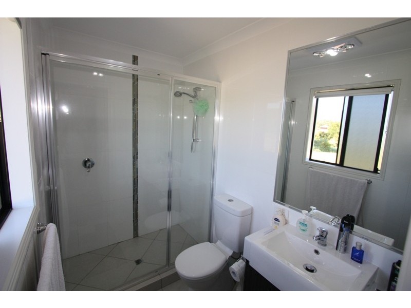 6 Overton Way, Kin Kin QLD 4571