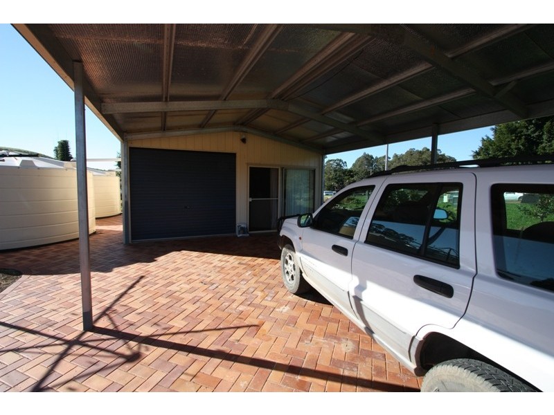 6 Overton Way, Kin Kin QLD 4571