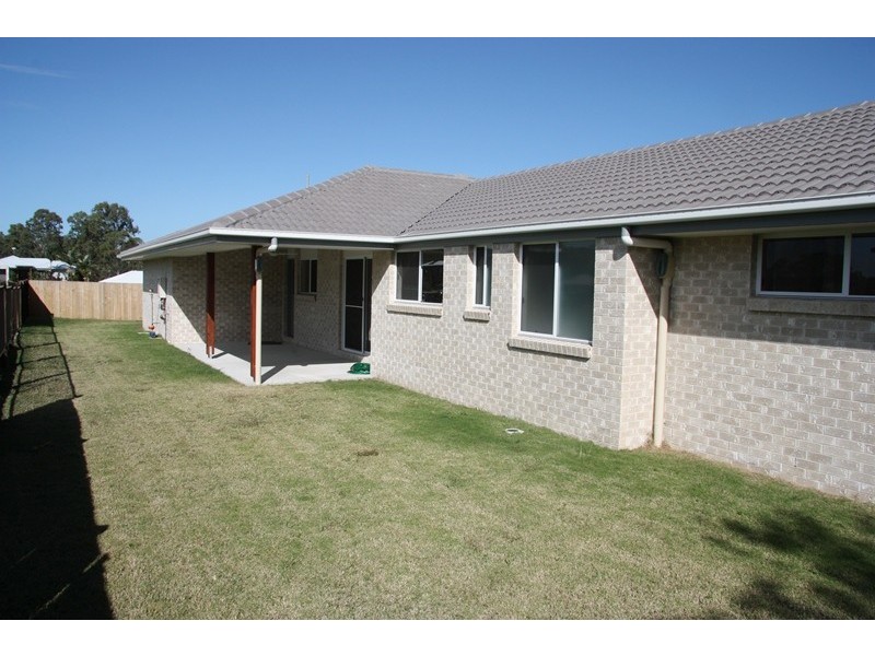 20 Directors Circuit, Jones Hill QLD 4570
