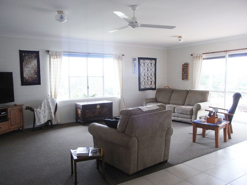 28 Cochrane Road, Chatsworth QLD 4570