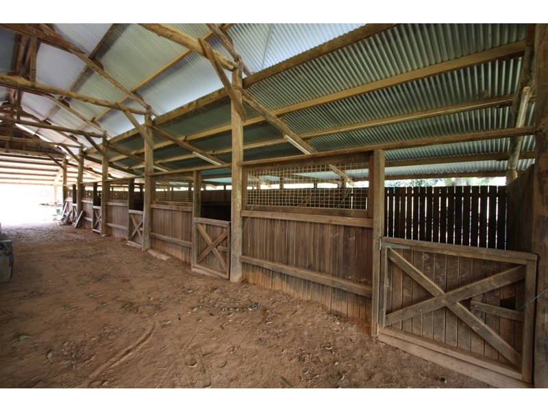 93 Gradys Lane, Kin Kin QLD 4571