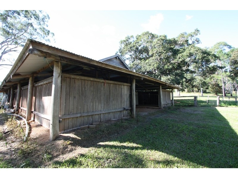 93 Gradys Lane, Kin Kin QLD 4571