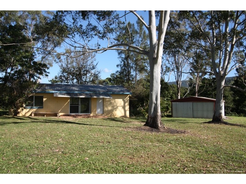 93 Gradys Lane, Kin Kin QLD 4571