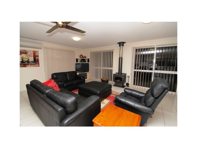 43 Taylor road, Veteran QLD 4570