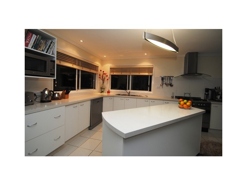 43 Taylor road, Veteran QLD 4570