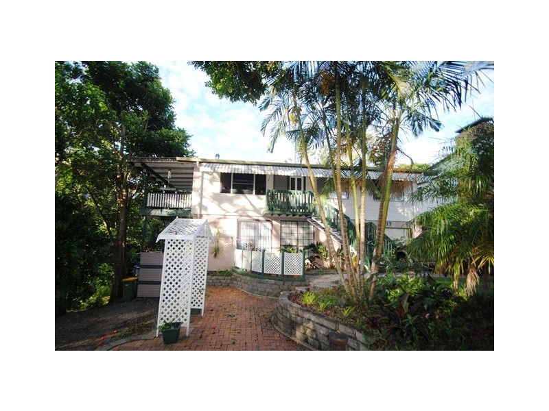 17 Leavinia Street, Gympie QLD 4570