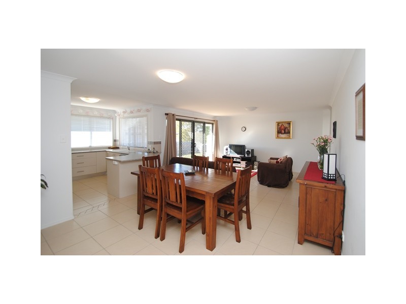 68 Gympie View Drive, Southside QLD 4570