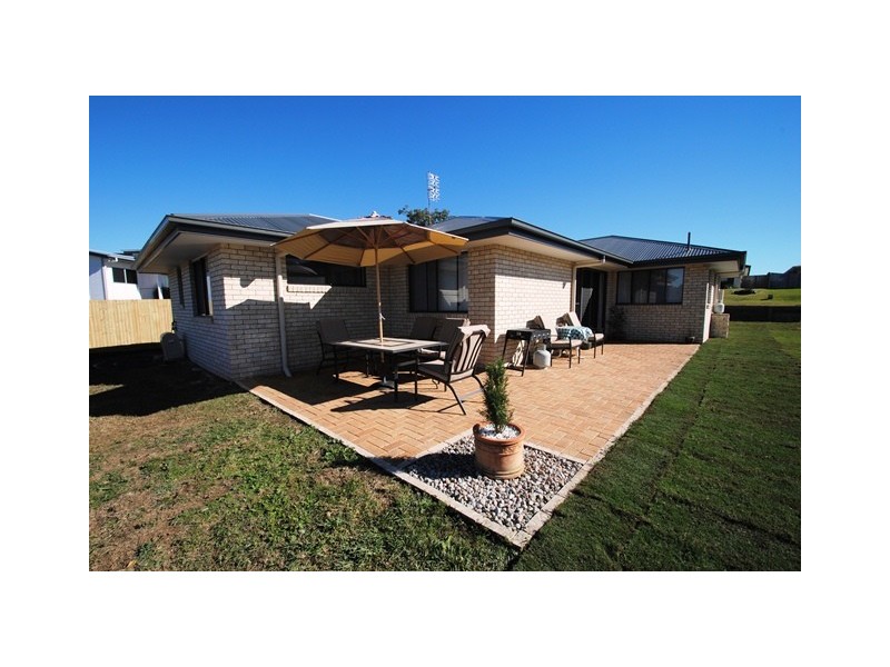 68 Gympie View Drive, Southside QLD 4570