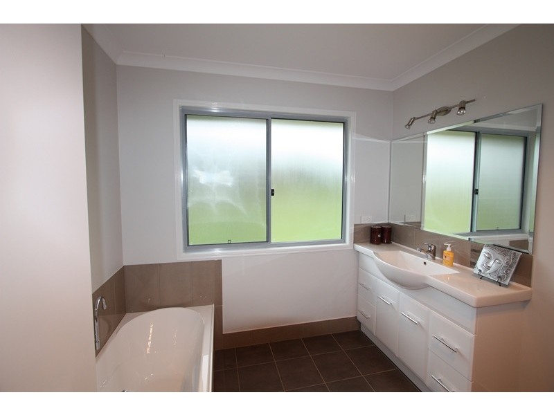 225 Hyland Road, East Deep Creek QLD 4570