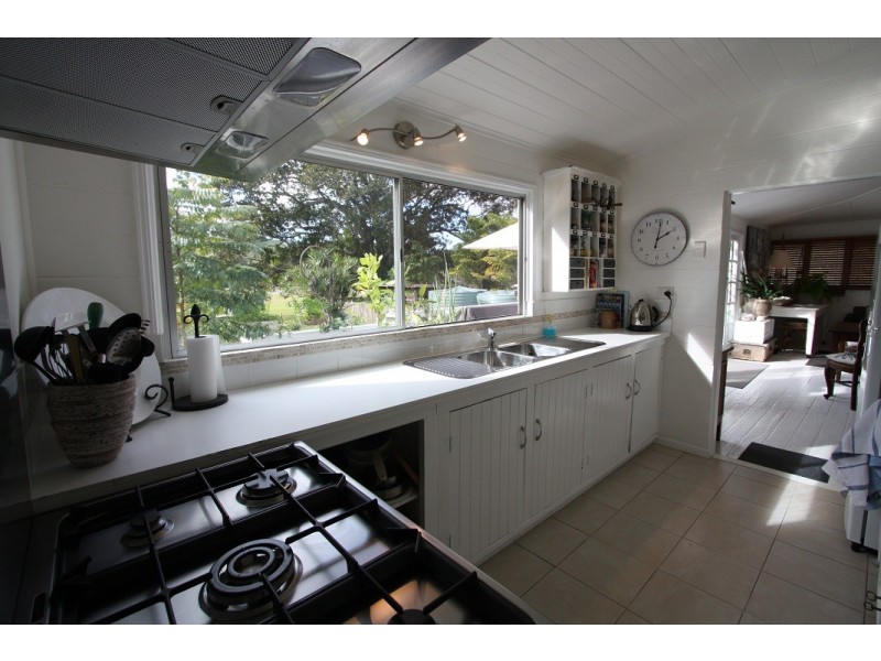 65 Main Street, Kin Kin QLD 4571