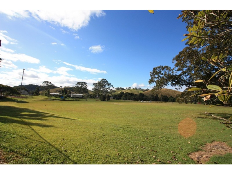 65 Main Street, Kin Kin QLD 4571