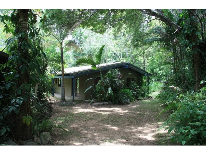 82 Francis Road, Kin Kin QLD 4571