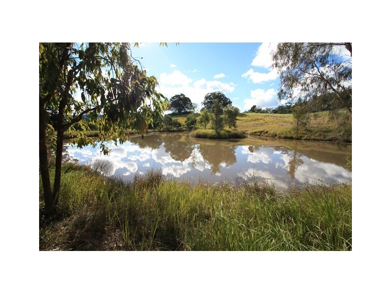 Brooloo QLD 4570