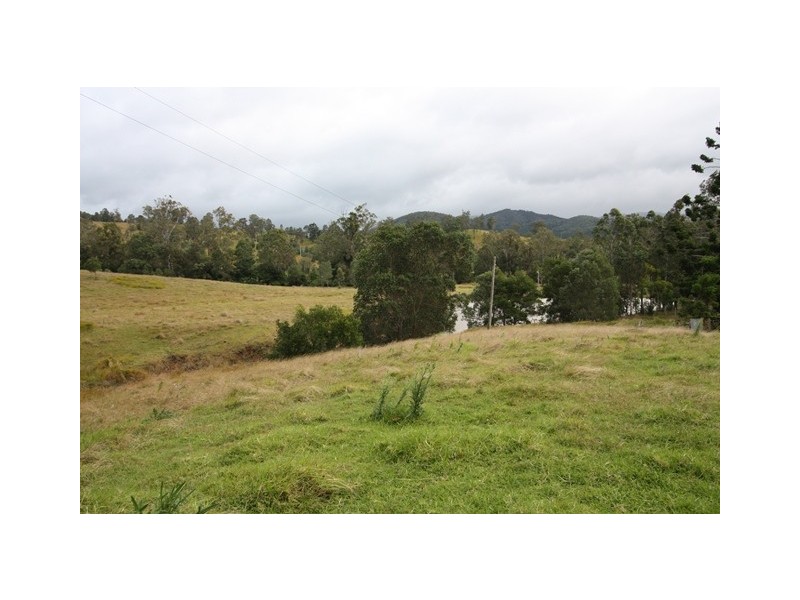 Brooloo QLD 4570