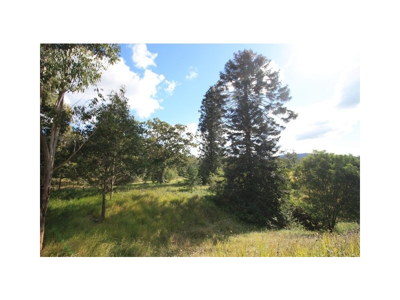 Brooloo QLD 4570