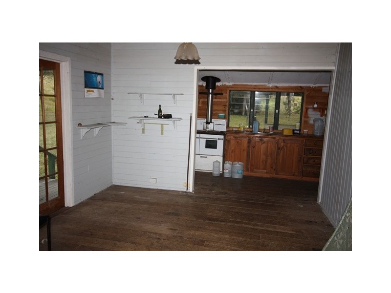Brooloo QLD 4570