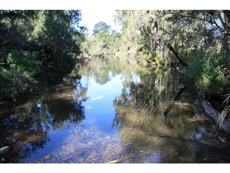 Glastonbury QLD 4570