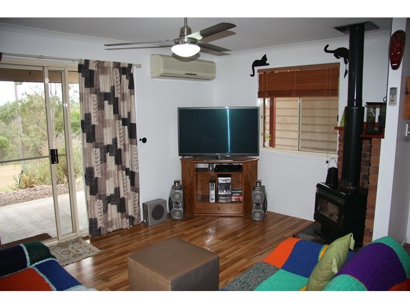 37 Lorikeet Drive, Tamaree QLD 4570