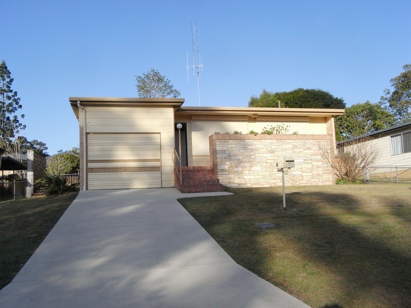 8 Beresford Crescent, Gympie QLD 4570