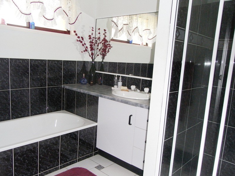 40 Grecian Bends Road, Greens Creek QLD 4570