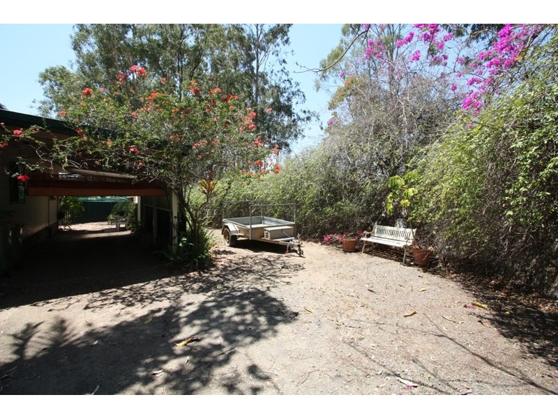 2 Rycott Road, Chatsworth QLD 4570