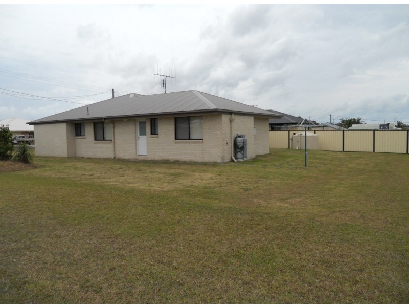 18 Marco Polo Drive, Cooloola Cove QLD 4580