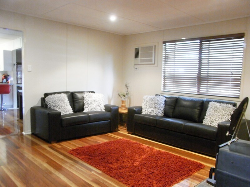 92 Noosa Road, Monkland QLD 4570