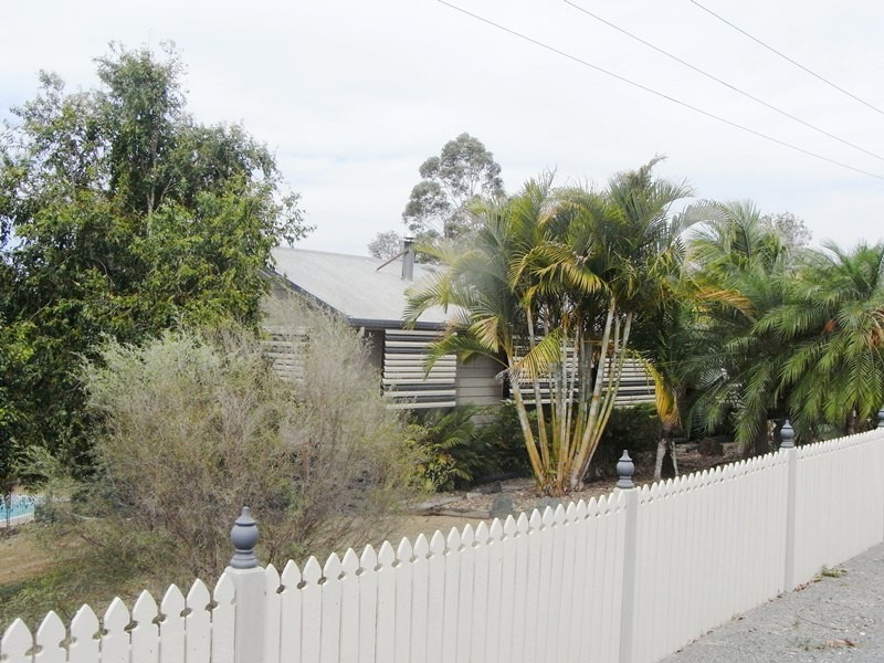 92 Noosa Road, Monkland QLD 4570