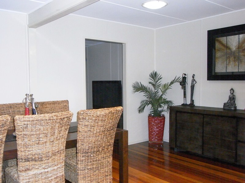 92 Noosa Road, Monkland QLD 4570