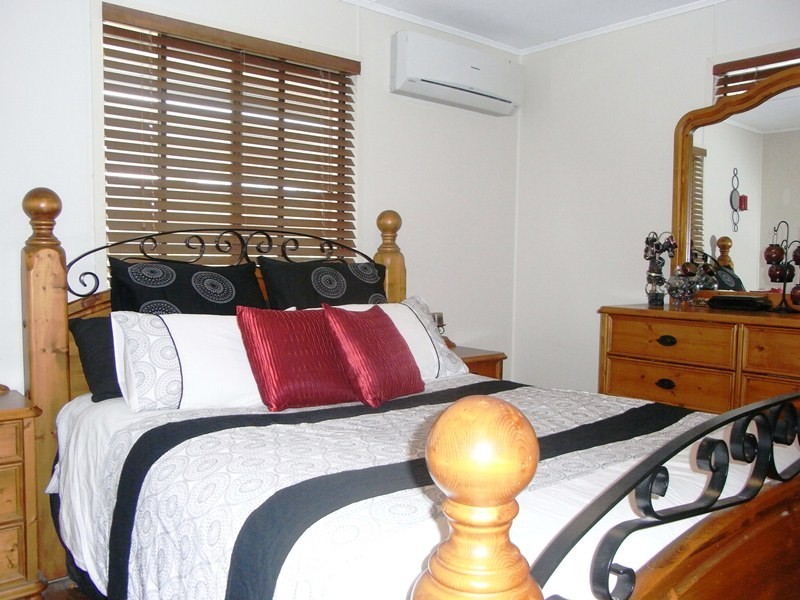 92 Noosa Road, Monkland QLD 4570