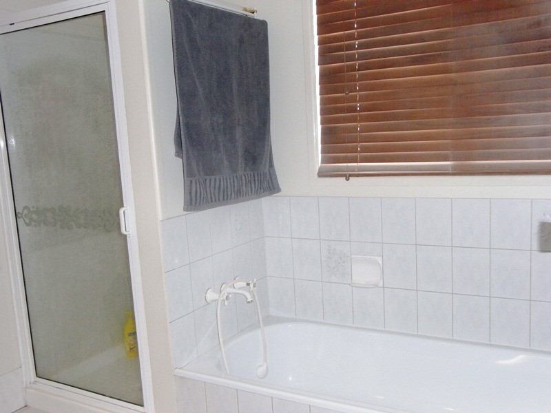 92 Noosa Road, Monkland QLD 4570