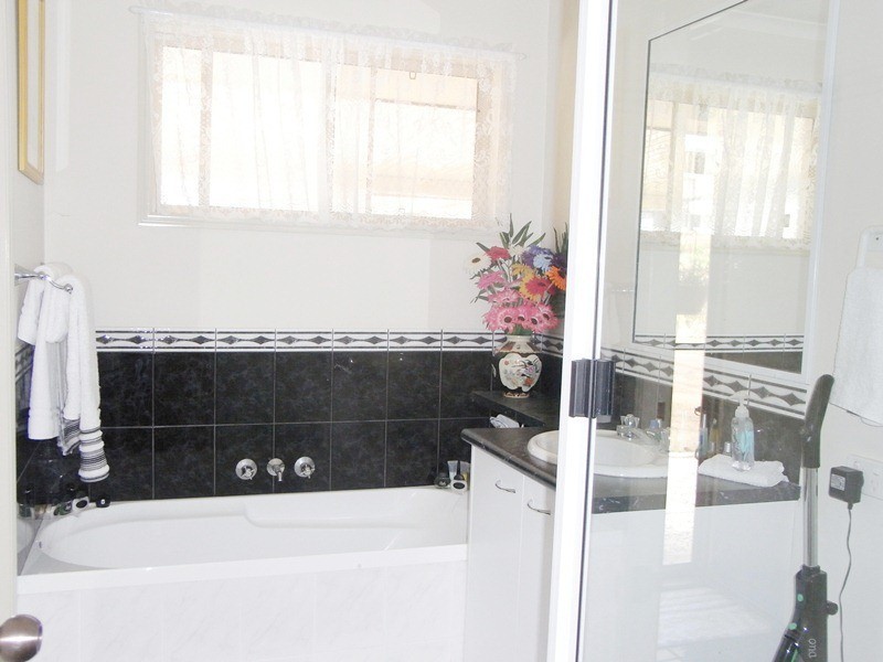 147 Rammutt Road, Chatsworth QLD 4570