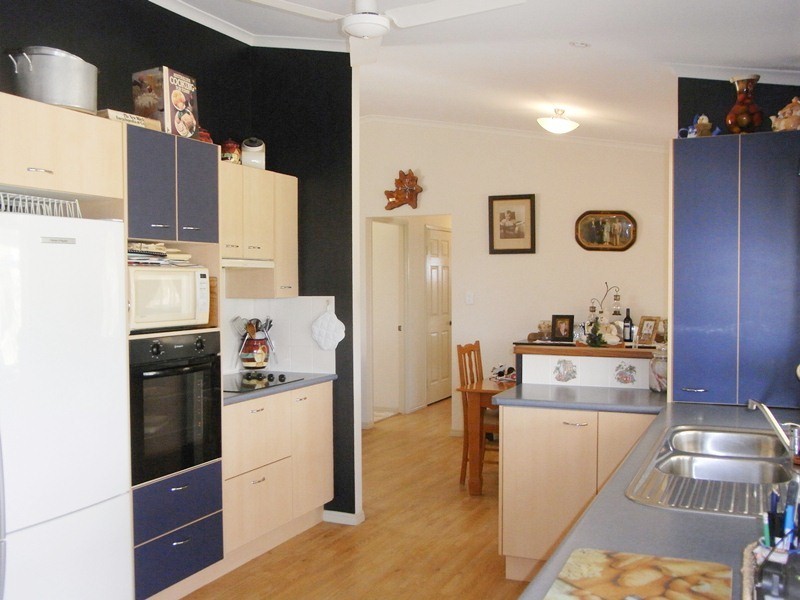 147 Rammutt Road, Chatsworth QLD 4570