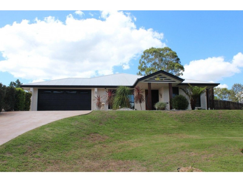11 Duffy Court, Southside QLD 4570