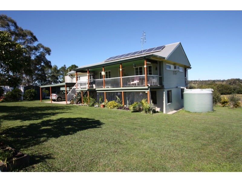32 Arlington Road, Victory Heights QLD 4570