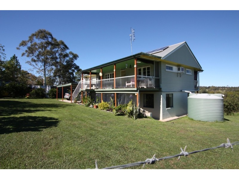 32 Arlington Road, Victory Heights QLD 4570