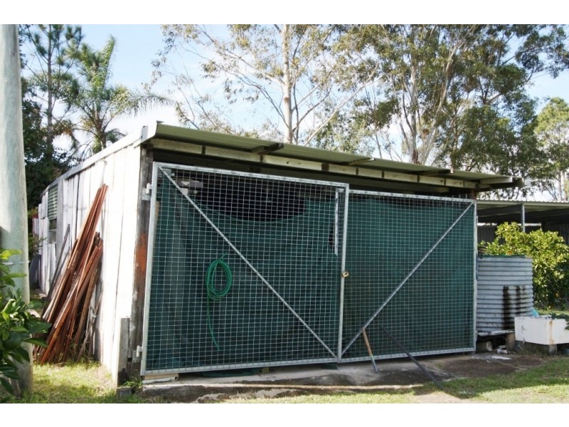 32 Arlington Road, Victory Heights QLD 4570