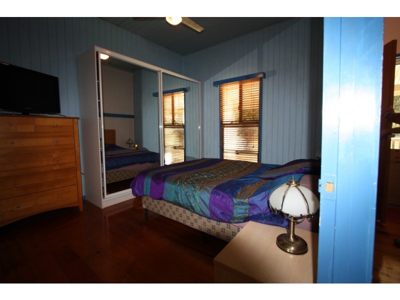 Goomboorian QLD 4570