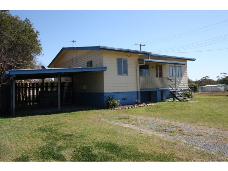 4 Browns Road, Victory Heights QLD 4570