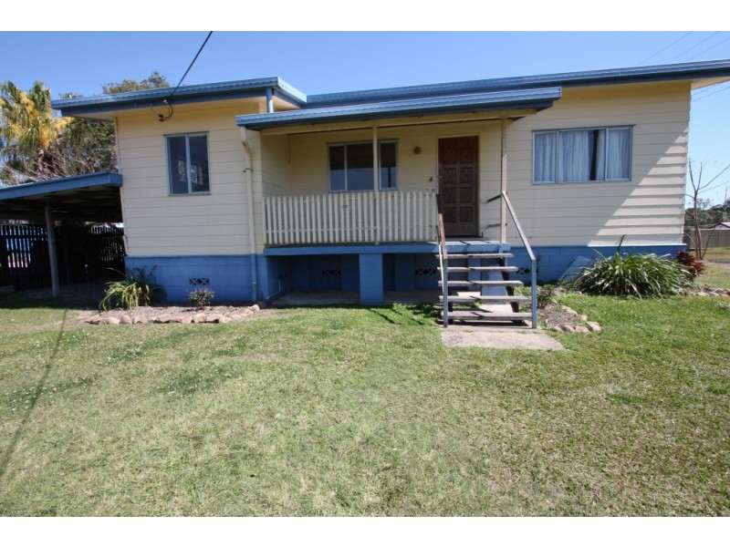 4 Browns Road, Victory Heights QLD 4570