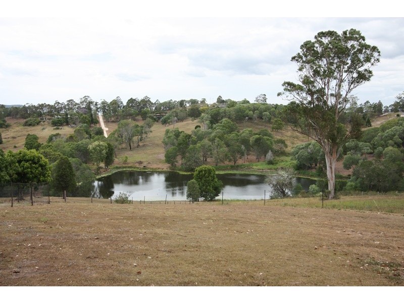 26 Hillview Road, Cedar Pocket QLD 4570