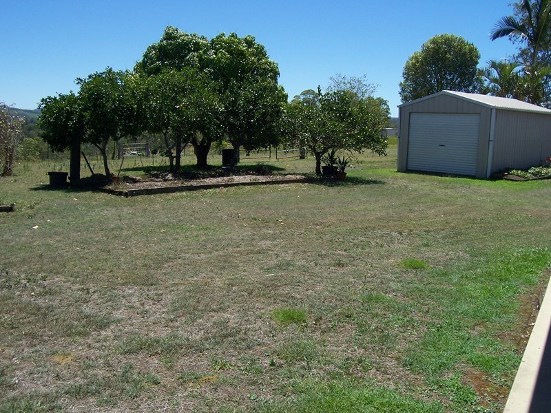 5 Woonga Court, Southside QLD 4570