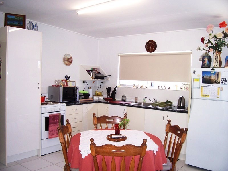 4a Woolgar Road, Southside QLD 4570